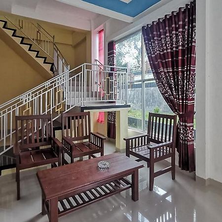 Reddoorz Near Kantor Walikota Bontang Nyerakat Buitenkant foto