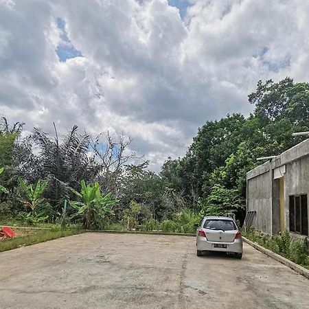 Reddoorz Near Kantor Walikota Bontang Nyerakat Buitenkant foto