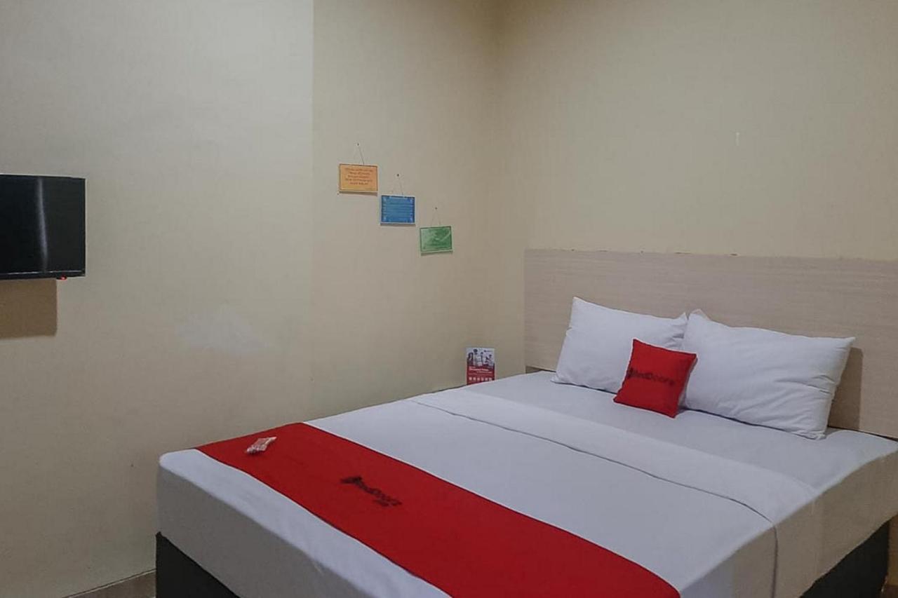 Reddoorz Near Kantor Walikota Bontang Nyerakat Buitenkant foto